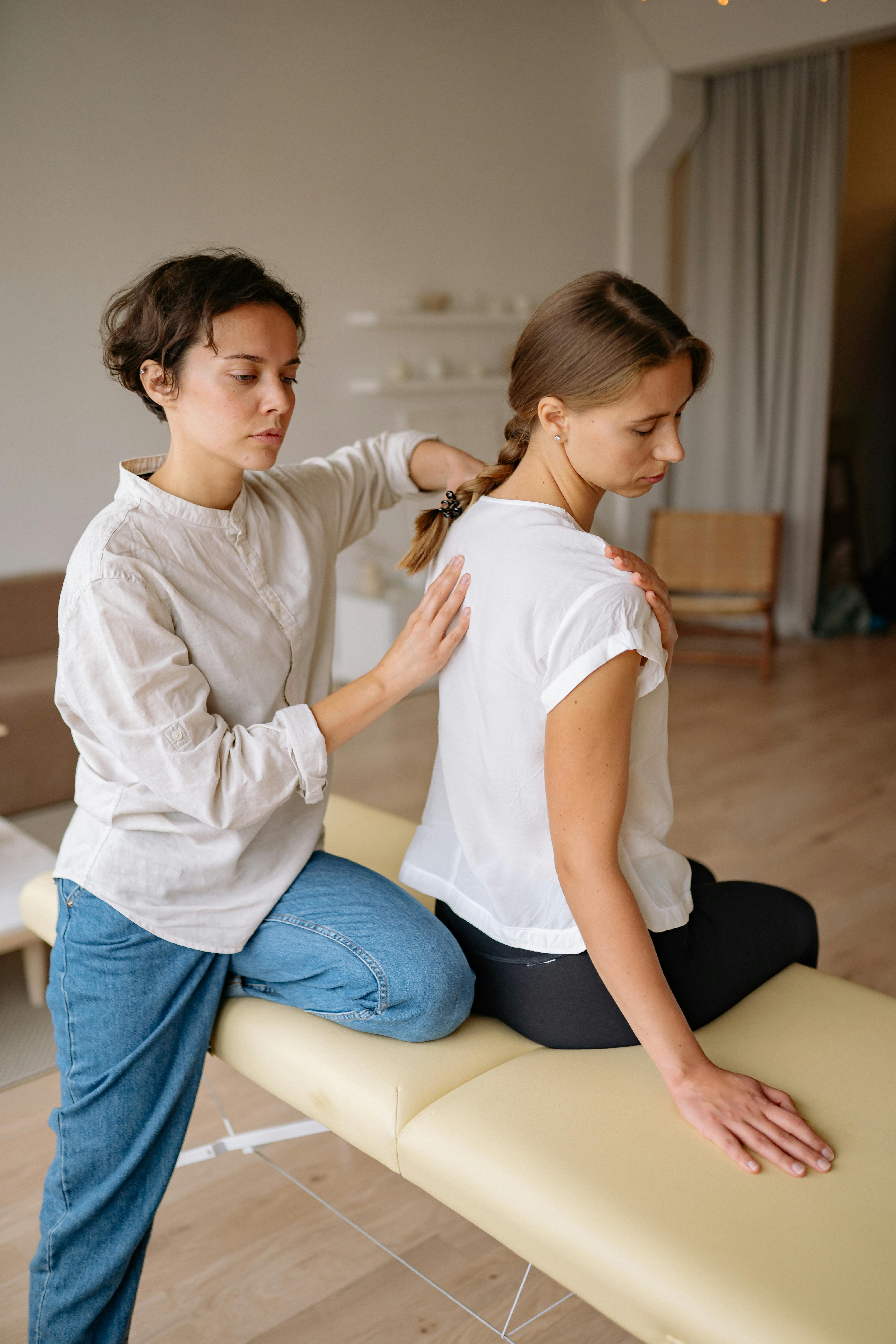 22,986 Massage Shoulder Woman Stock Photos - Free & Royalty-Free Stock  Photos from Dreamstime