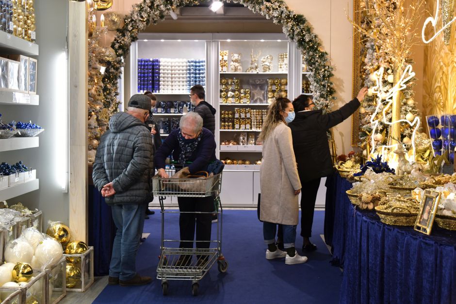 Retail Sales Propel Uzbekistan's Economic Growth Amid Export Challenges