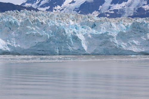 Бесплатное стоковое фото с айсберг, берег, горы