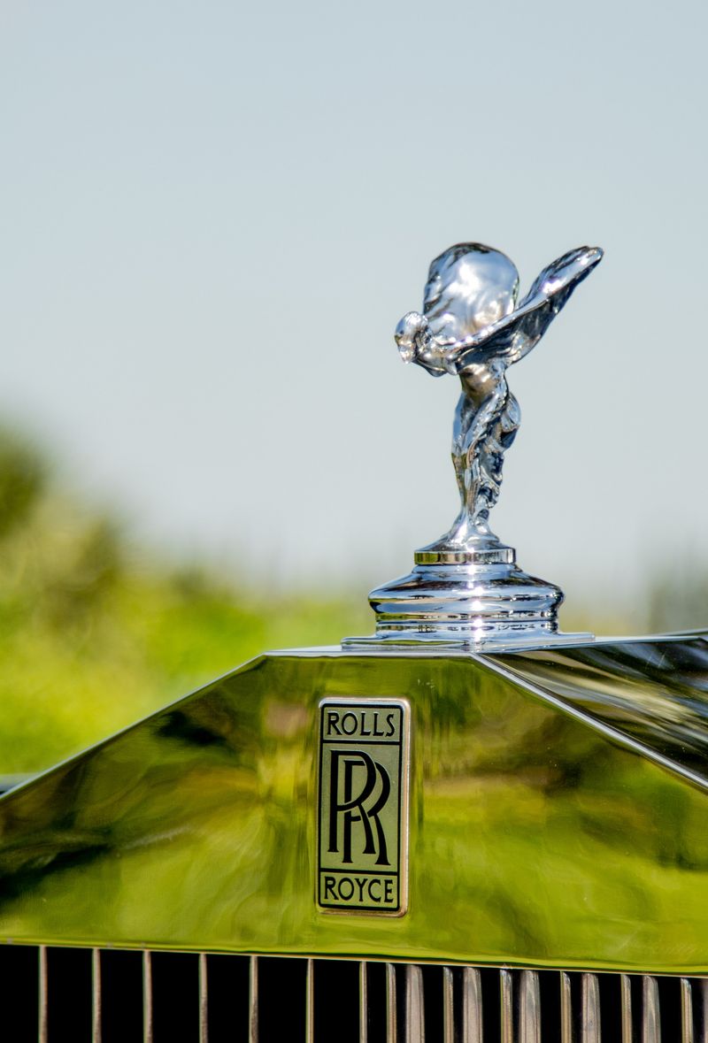 Rolls Royce emblem and glossy hood ornament