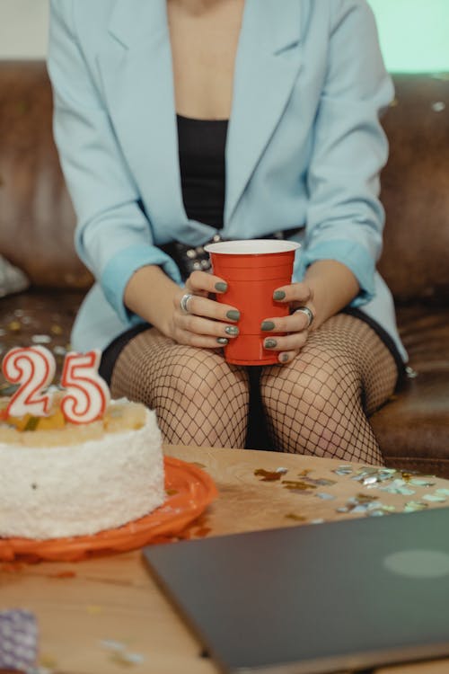 Бесплатное стоковое фото с вечеринка в честь дня рождения, день рождения, конфетти