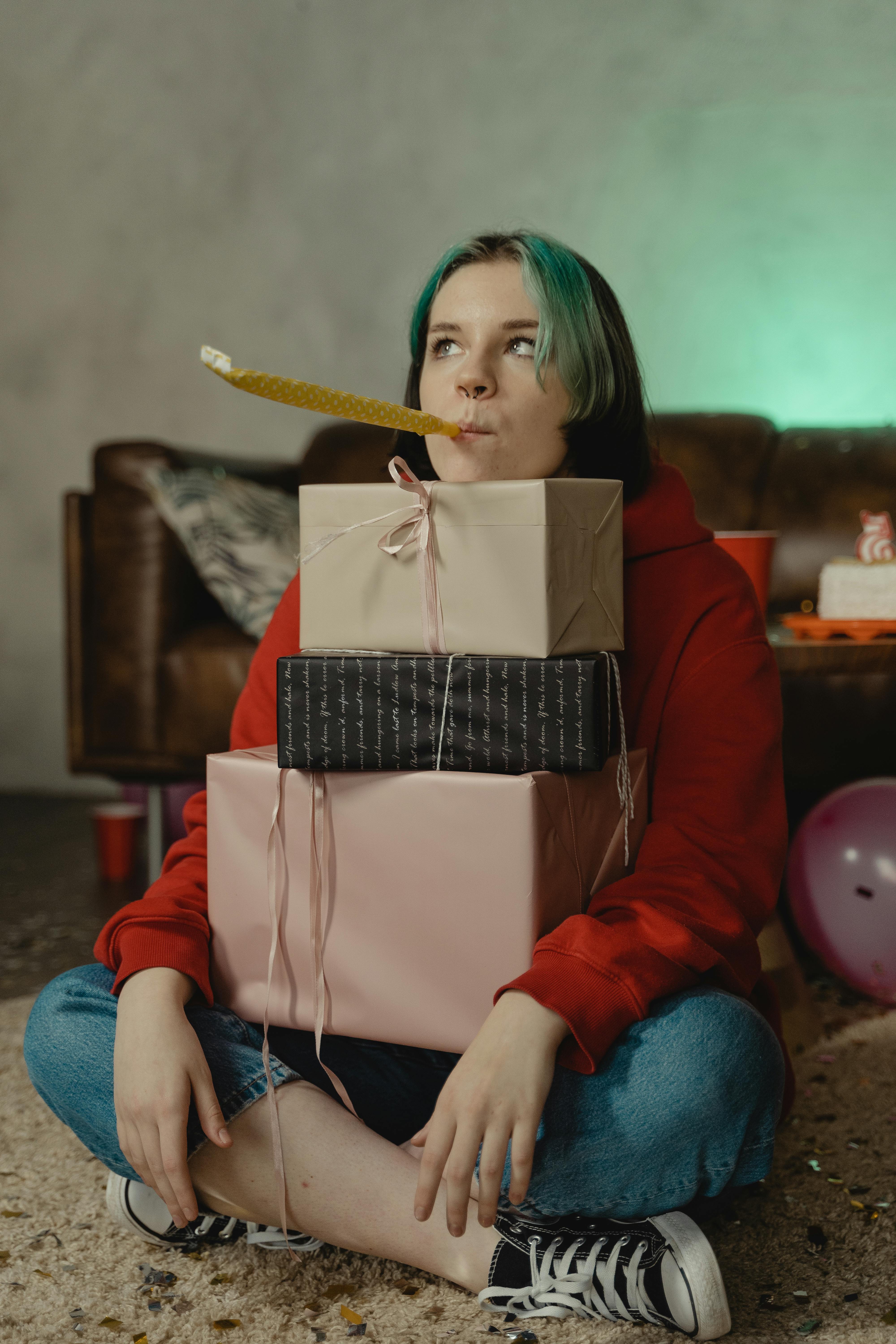 Gratuit Photos gratuites de à l'intérieur, ambiance de fête, amis Photos