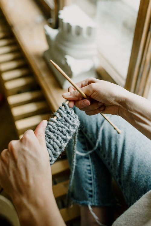 Photos gratuites de aiguille à tricoter, beige, bleu