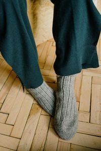 Woollen knitted crew socks — photo by Ksenia Chernaya on Pexels