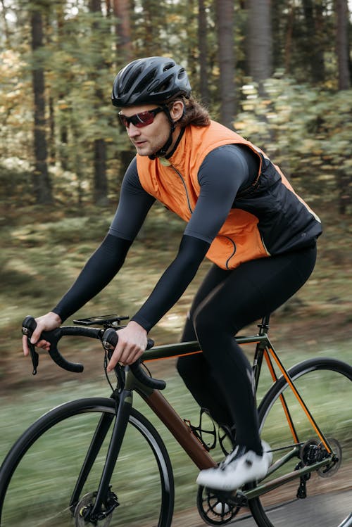 Foto d'estoc gratuïta de a l'aire lliure, anant amb bici, bici