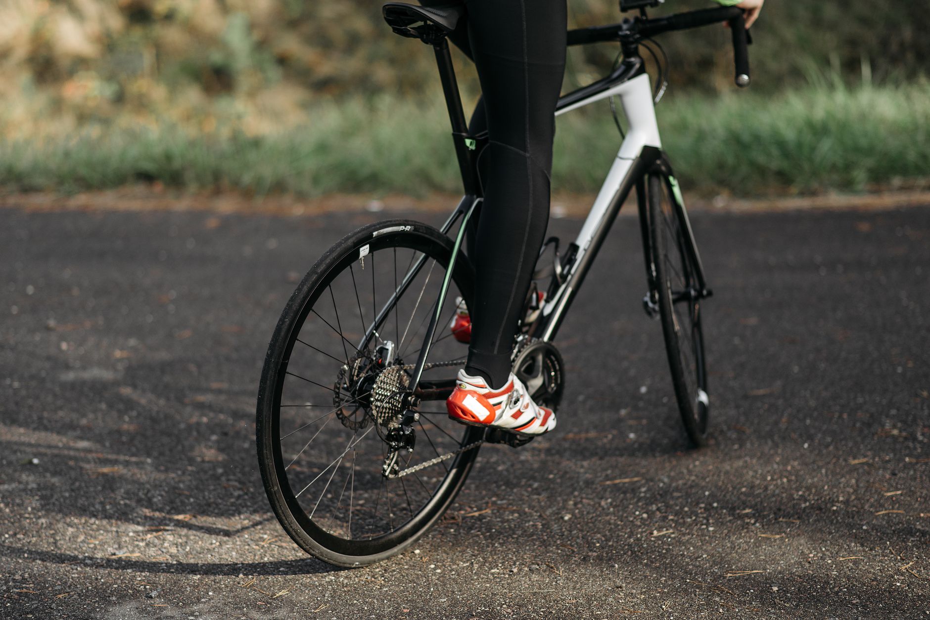 road bike cycling pedaling technique