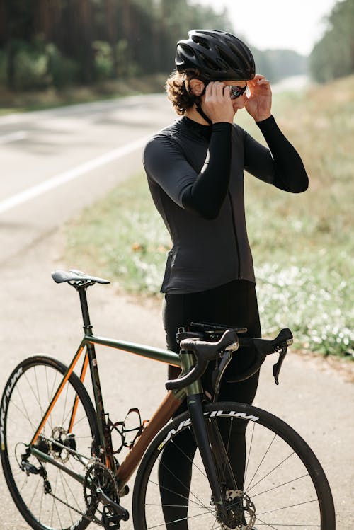 Fotos de stock gratuitas de al aire libre, bicicleta, carretera