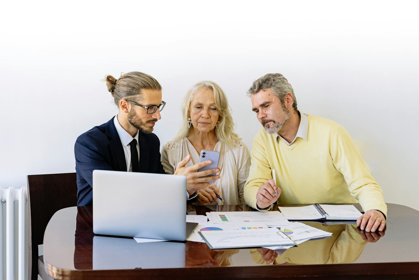 Benefits of using a REALTOR® to sell your home