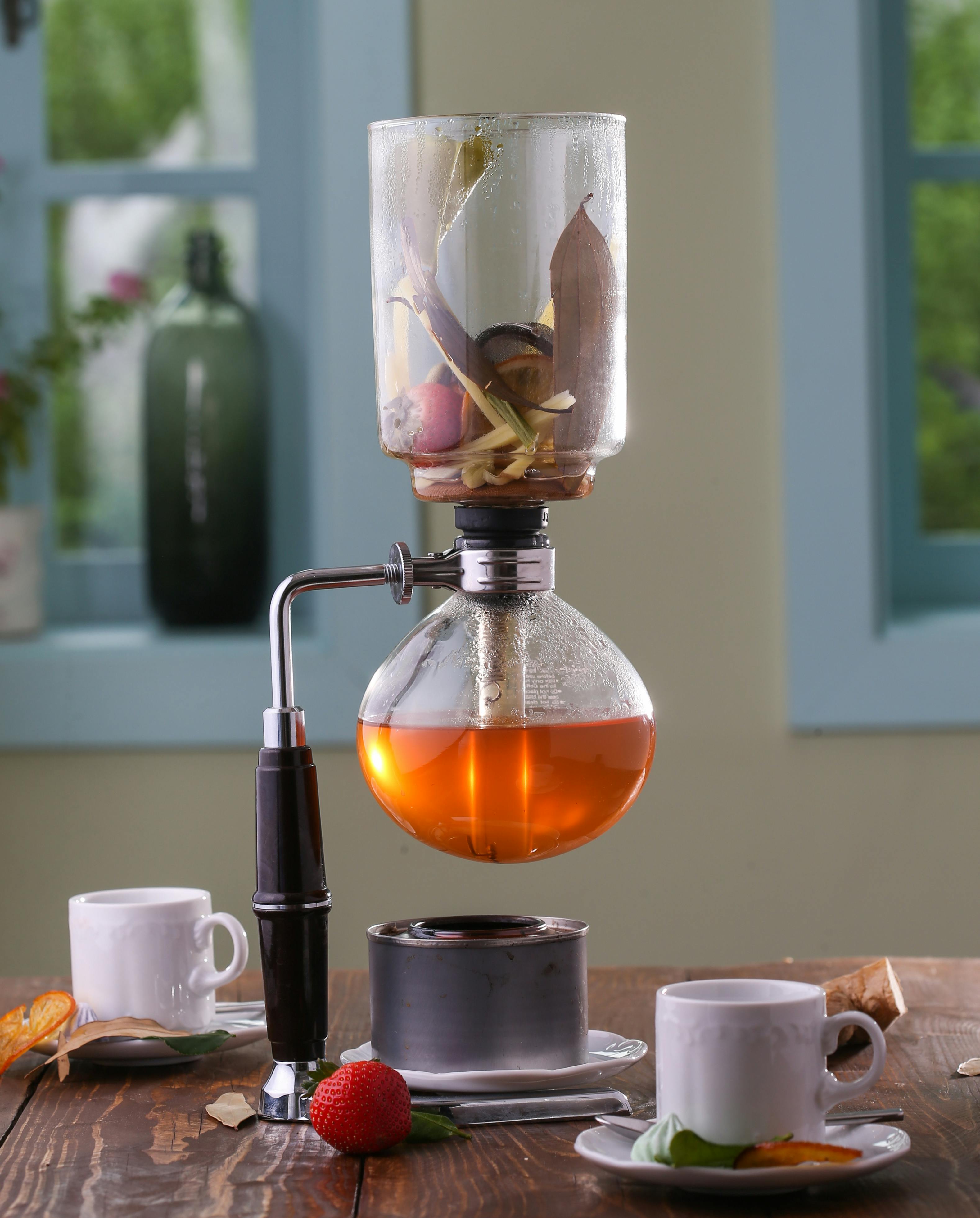 Tea in Siphon Brewer · Free Stock Photo