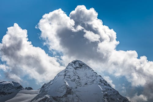 구름, 눈이 덮여, 로우앵글 샷의 무료 스톡 사진