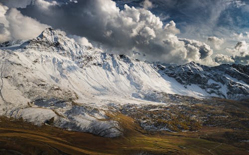 Gratis Immagine gratuita di alpino, catena montuosa, cielo nuvoloso Foto a disposizione