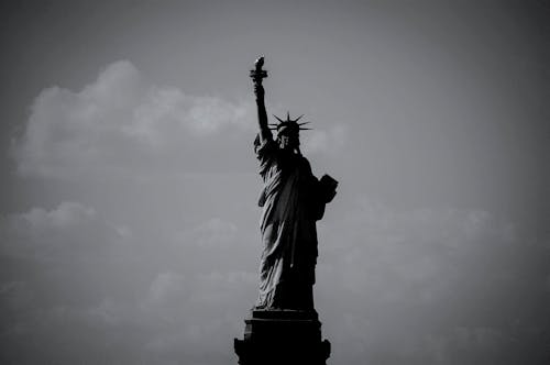 Foto d'estoc gratuïta de art, atracció turística, blanc i negre