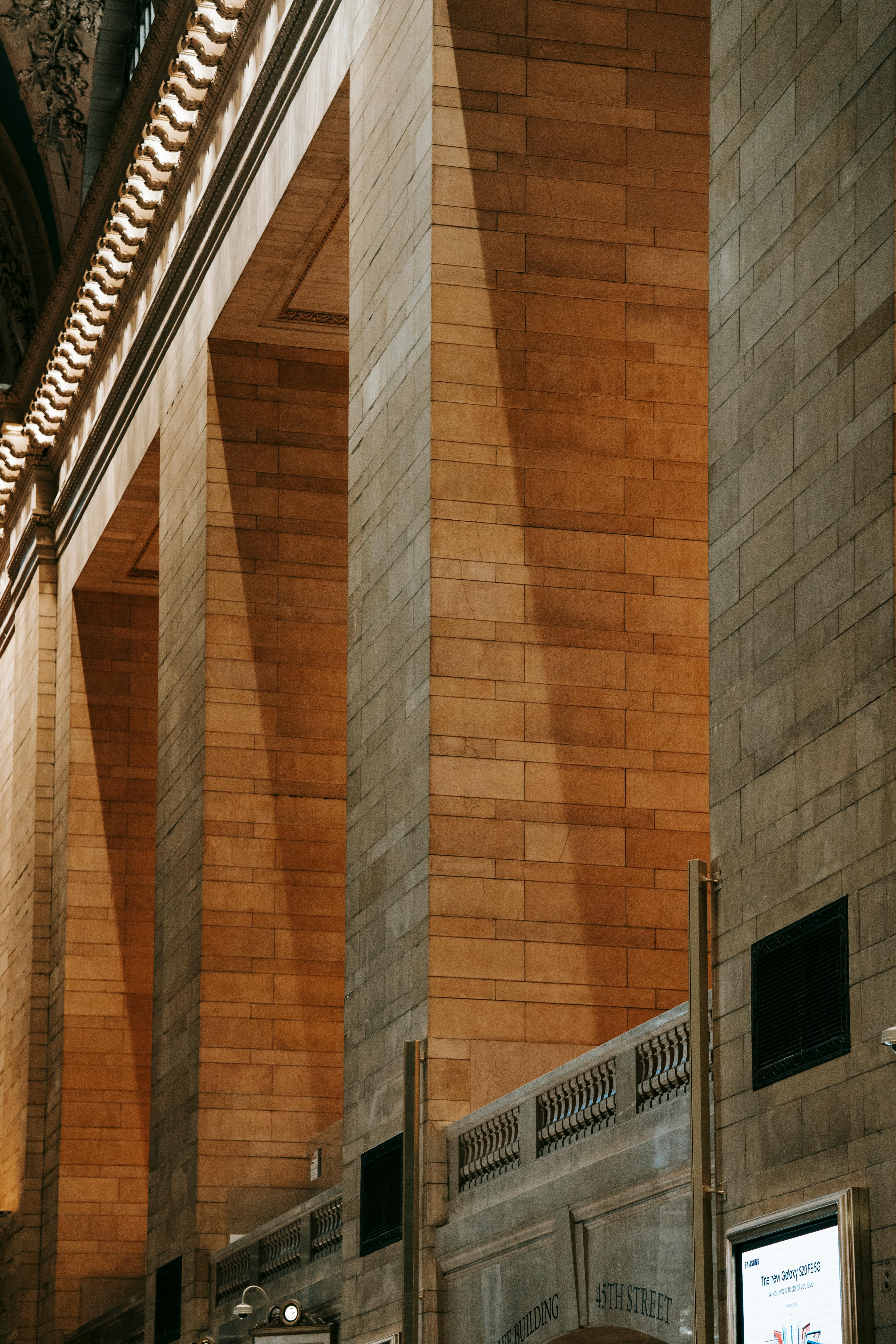 Grand central station exterior hi-res stock photography and images