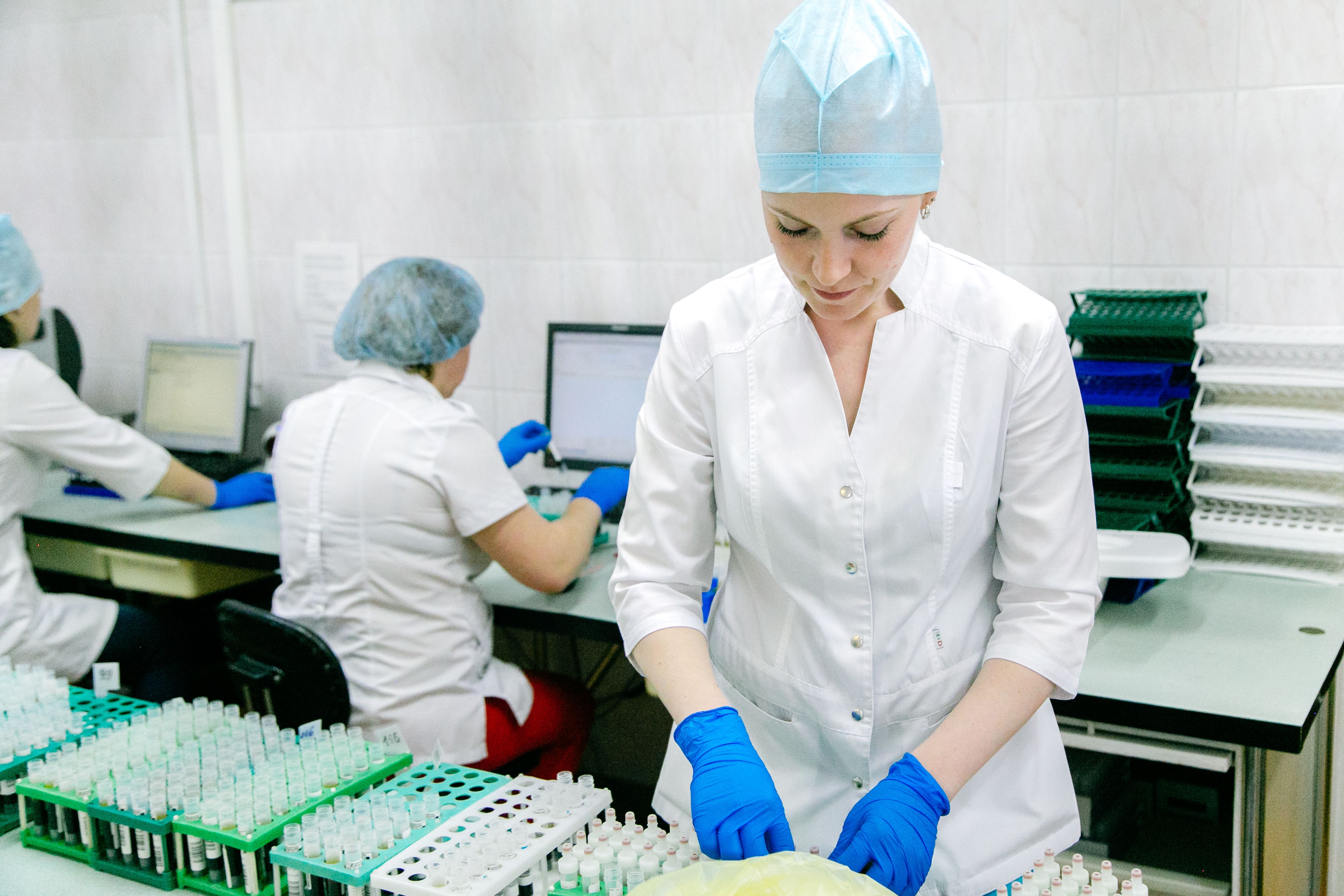 Medical samples with equipment in lab · Free Stock Photo