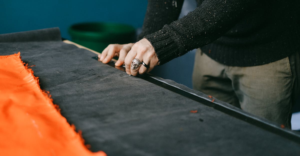 南應大推3項親子舊衣再生計畫 用縫紉刺繡實踐永續生活