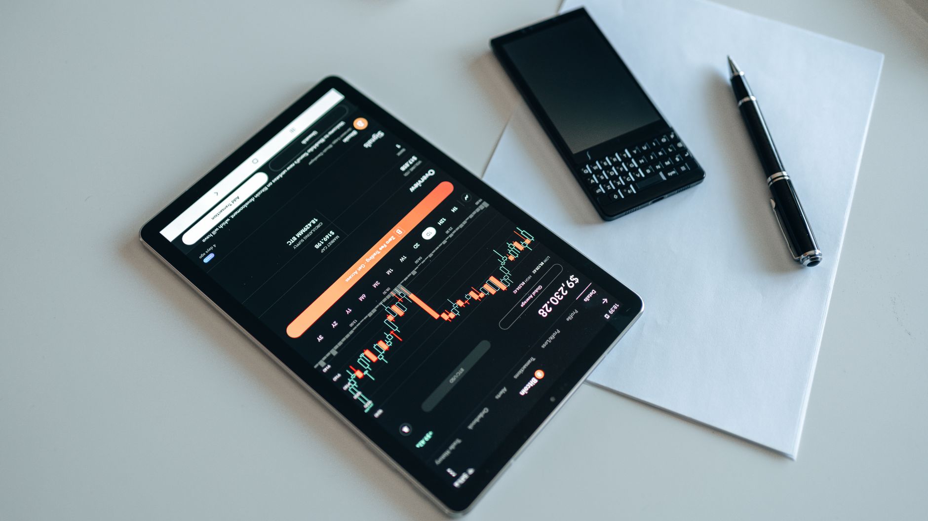 Tổng kết Crypto hôm nay: Biến động thị trường, DeFi, Web3 và quy định