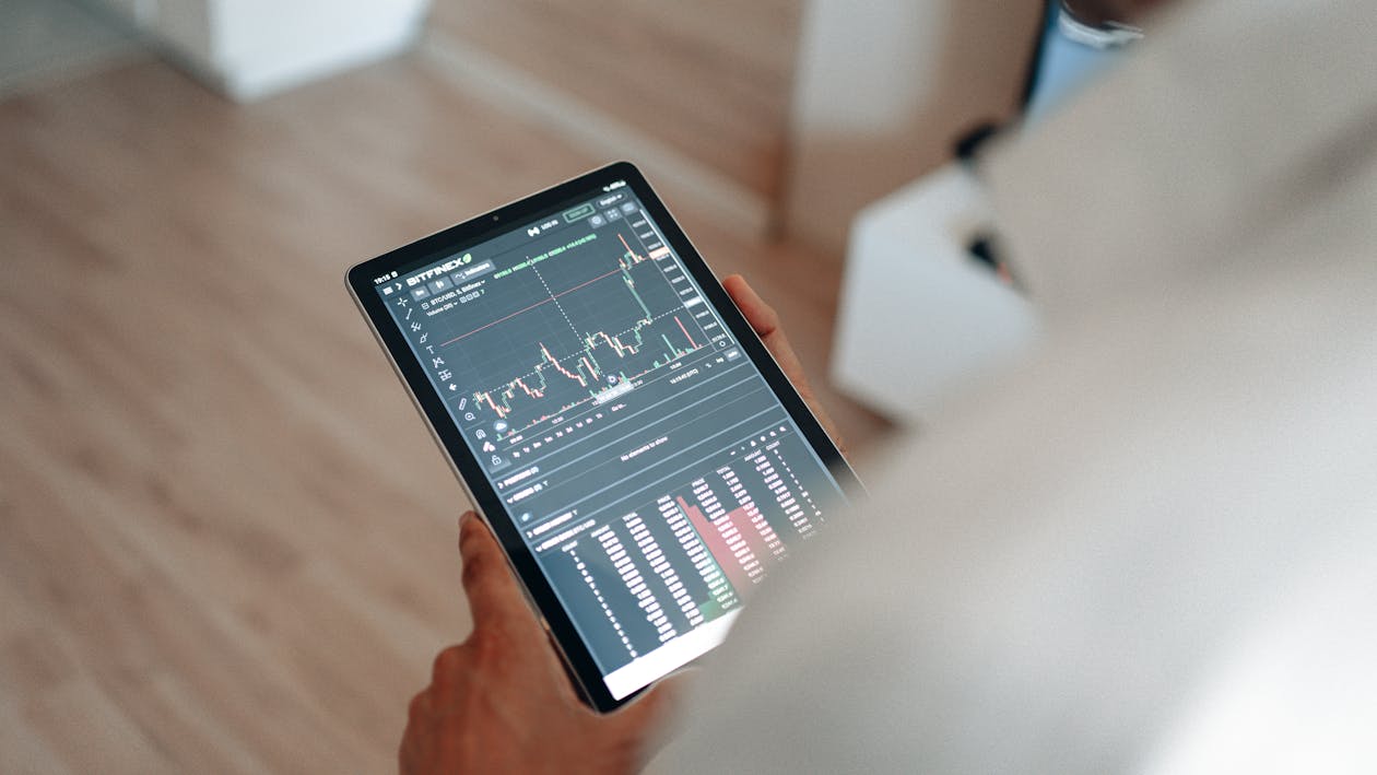 How To Get Started With Minimal Capital: Day Trading On A Budget