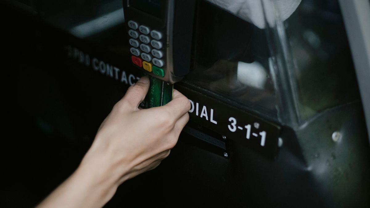 Free Samples Without a Credit Card: What Legitimate Forms Ask For