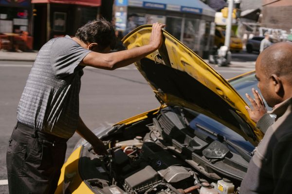 How to Spot a Quality Spray Paint Job: A 10-Point Inspection Checklist