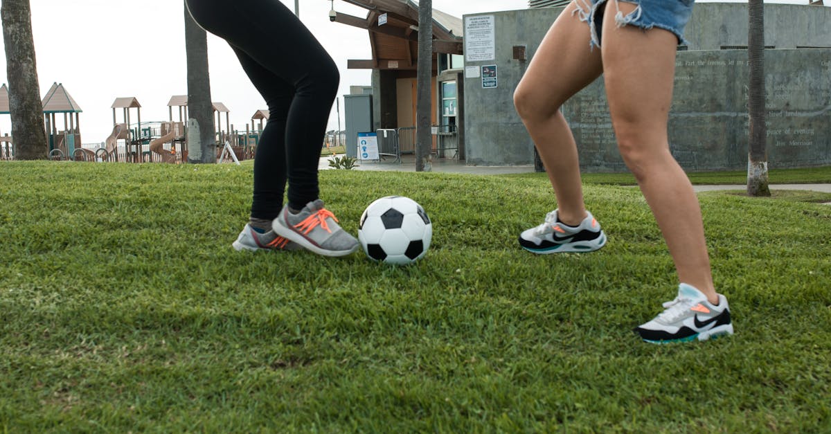 Can you juggle a soccer ball with your feet
