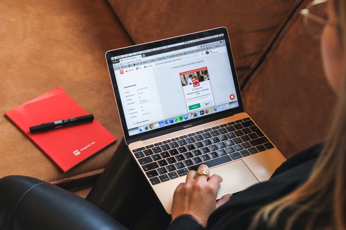 Automatiser avec Make ou Zapier : le comparatif - Cas d’usage : quand choisir Make ou Zapier ?