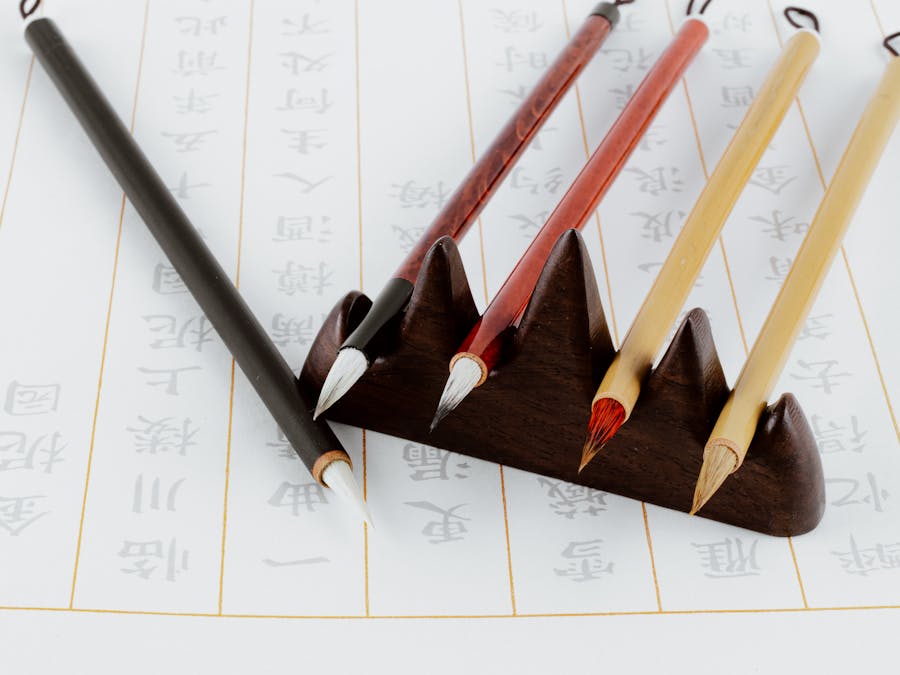 What is the difference between modern and traditional?