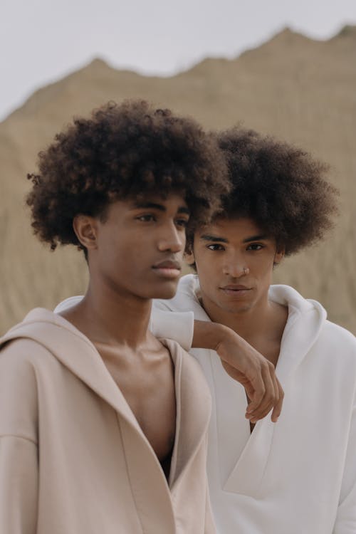 수직 쐈어, 아프리카 계 미국인 남성, 아프리카 머리카락의 무료 스톡 사진