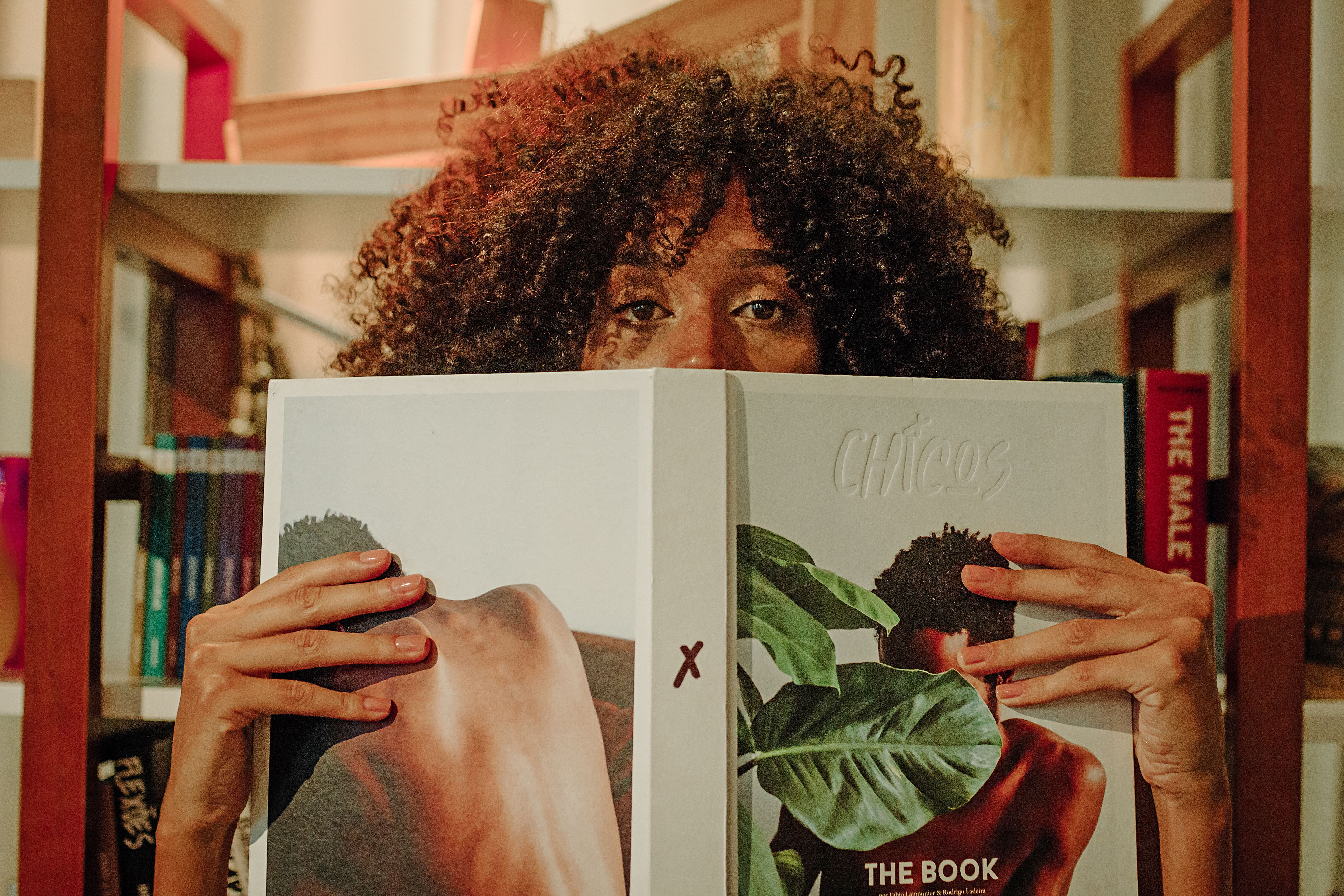 Curious Life Certificate encourages personal development to combat mental health challenges — Photo by Juliana Stein on Pexel