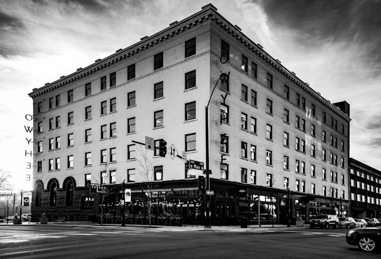 The Owyhee Building In Downtown Boise 