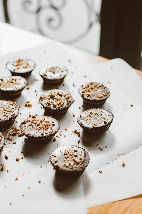 Foto profissional grátis de alimentação pouco saudável, alimento, bolinhos