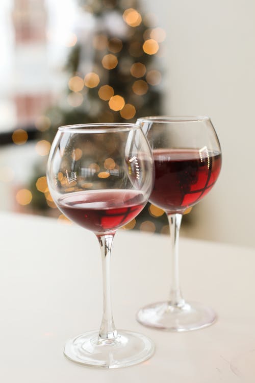 Clear Wine Glasses With Red Wine