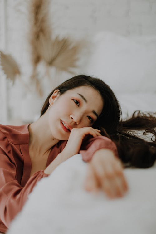 Kostnadsfri bild av asiatisk kvinna, leende, närbild