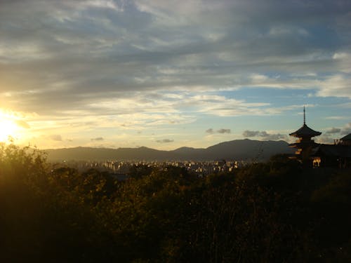 Δωρεάν στοκ φωτογραφιών με kyoto, βουνά, γραμμή ορίζοντα
