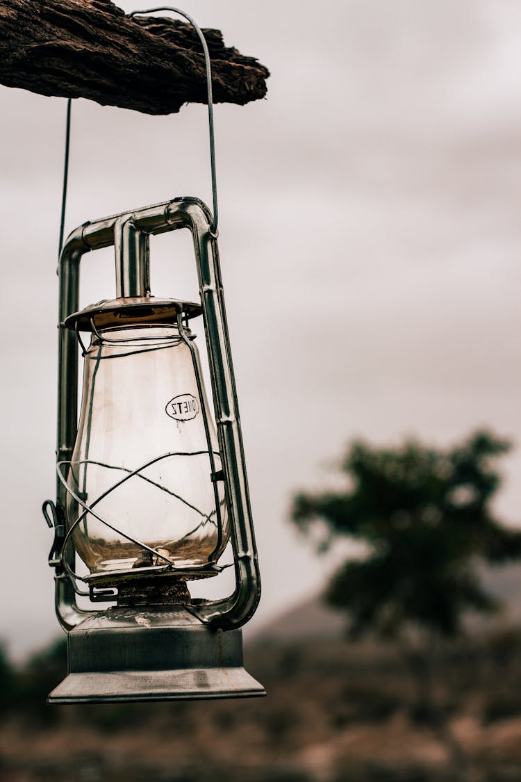 Hanging Vintage Oil Lamp 