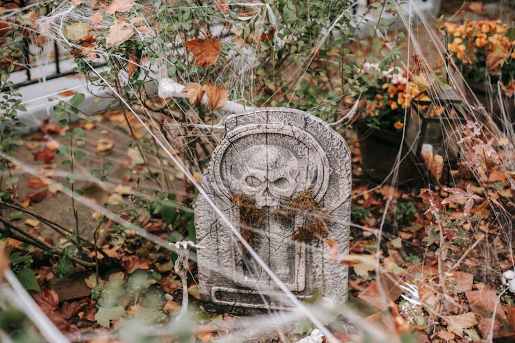 Decorations For Halloween With Gravestone And Web