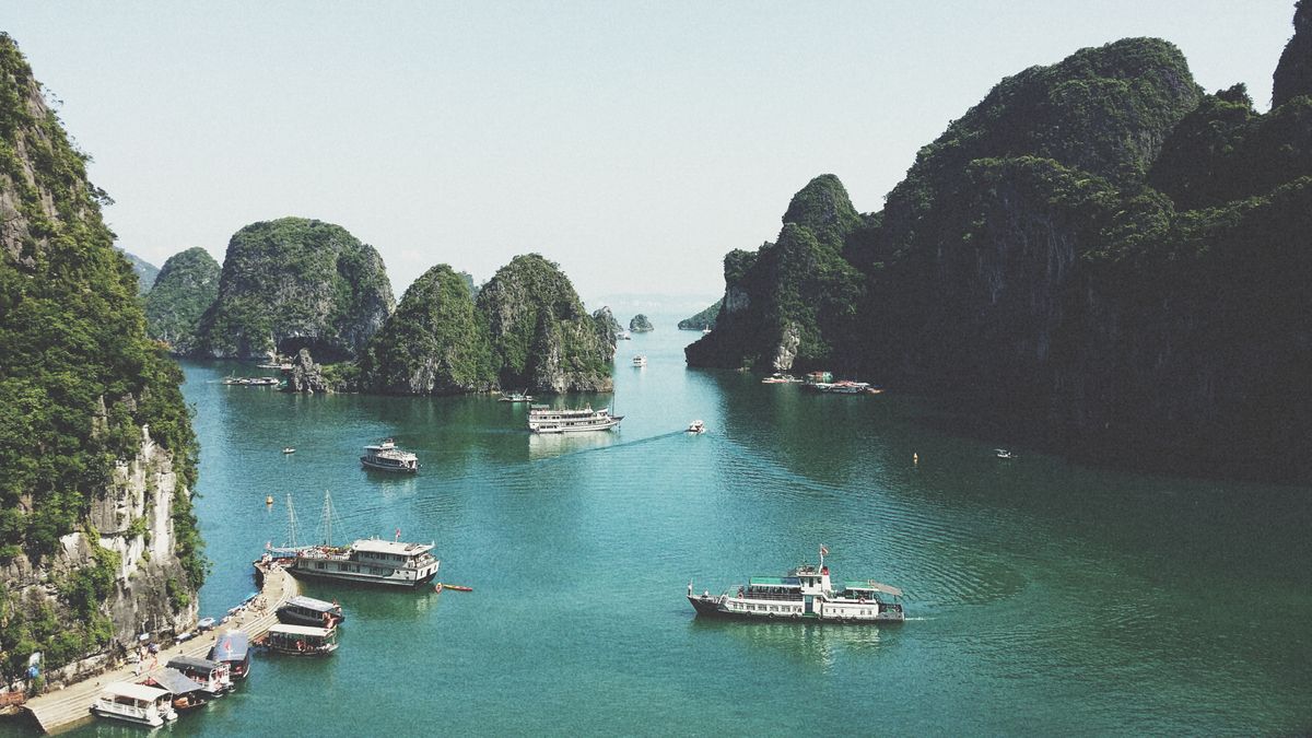 Ha Long Bay Vietnam limestone karsts