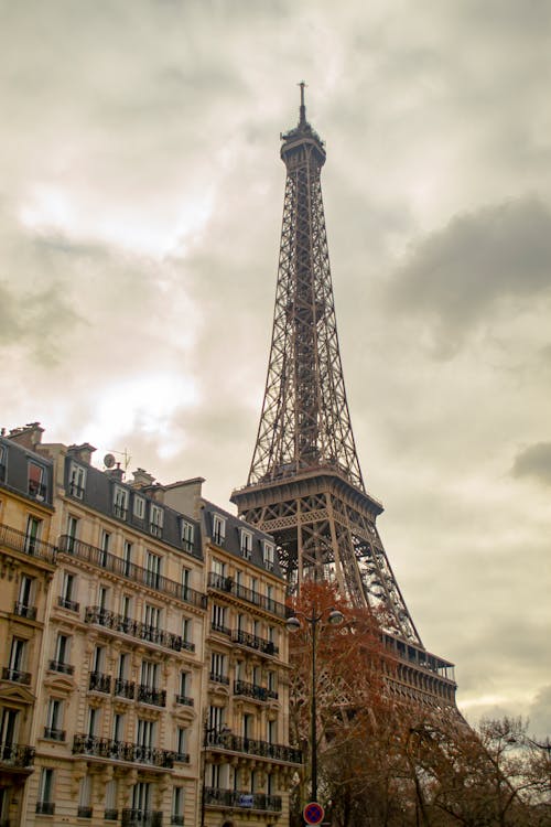 Free Photo of the Eiffel Tower Near Buildings Stock Photo