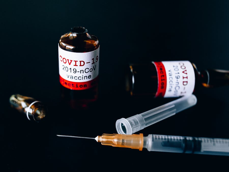 What are the 2 types of health?