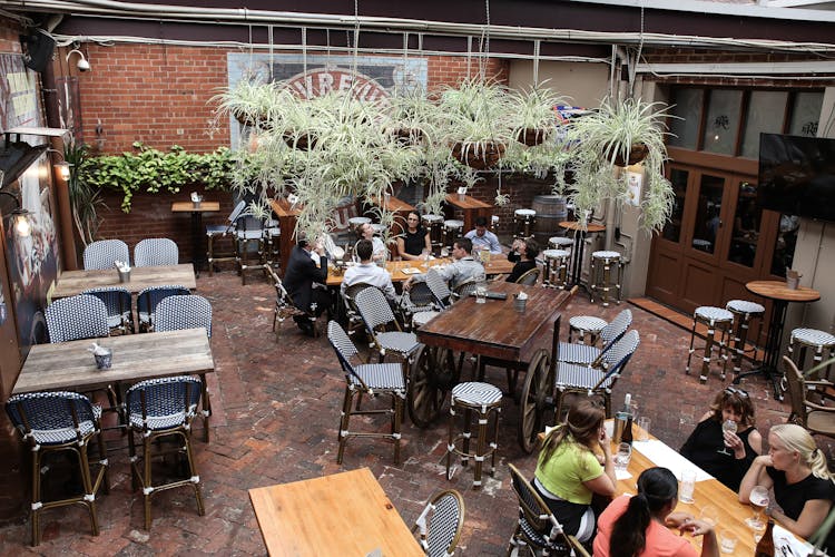 Outdoor Restaurant Patio 