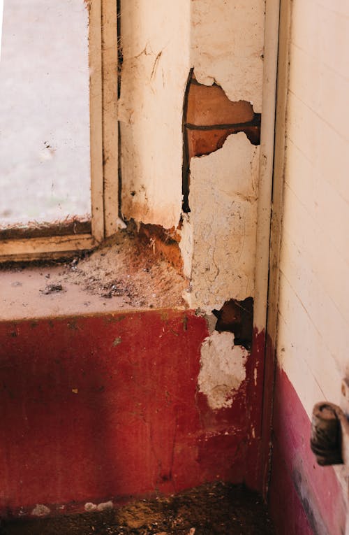 Free Neglected Decaying Walls Stock Photo
