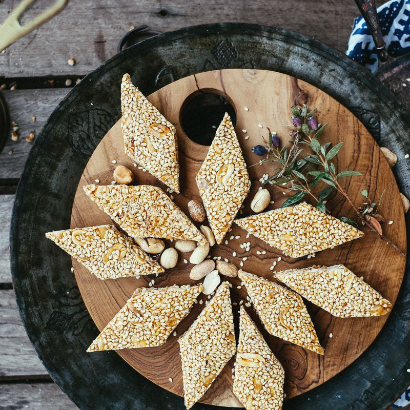 Sesame Brittle with Honey