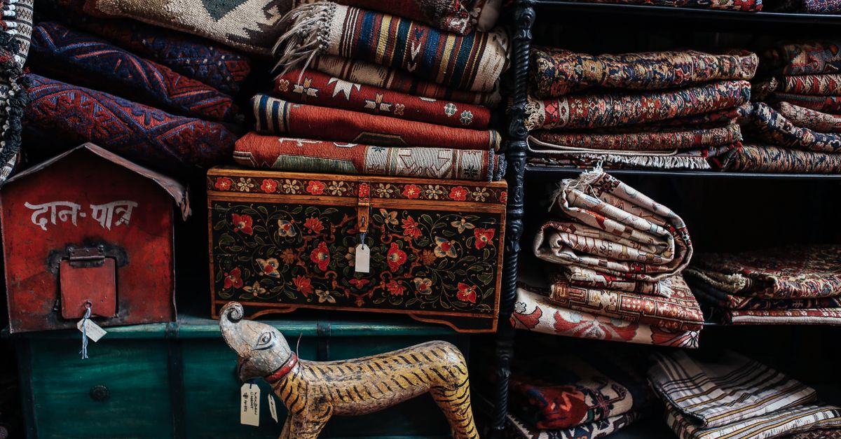 Discover Luxurious Finds & Local Treasures: Your 2025 Shopping Guide to the Cayman Islands Discover Luxurious Finds & Local Treasures: Your 2025 Shopping Guide to the Cayman Islands