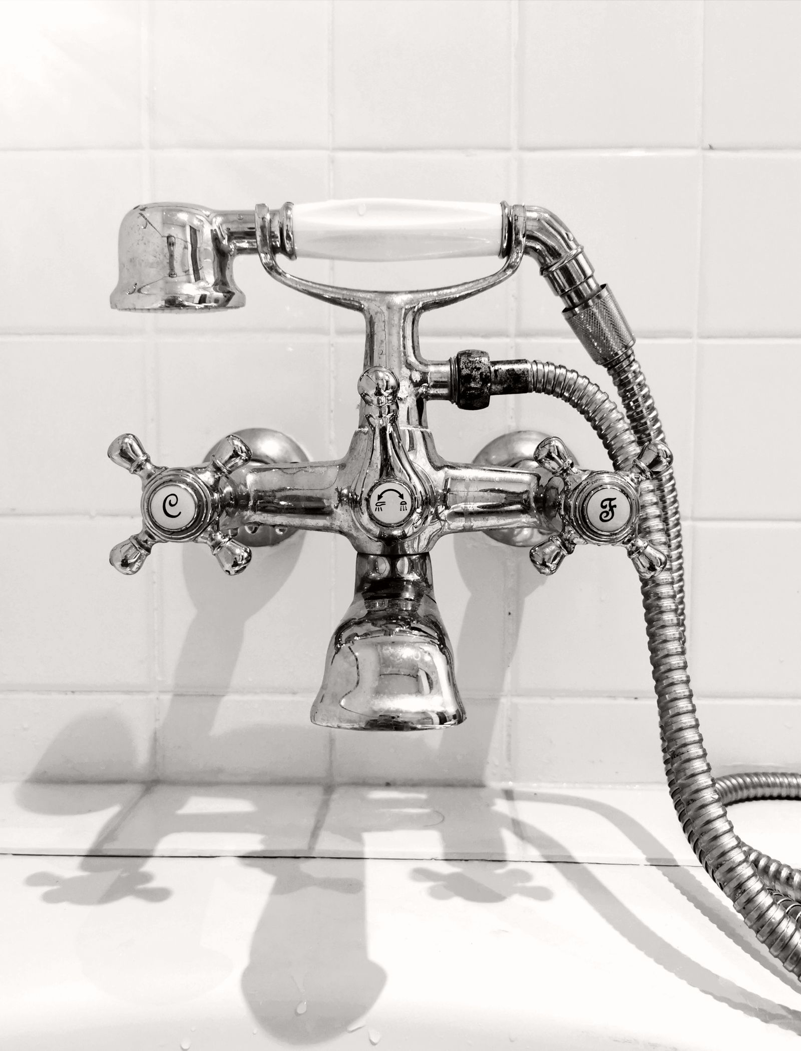 Llave de baño pulida