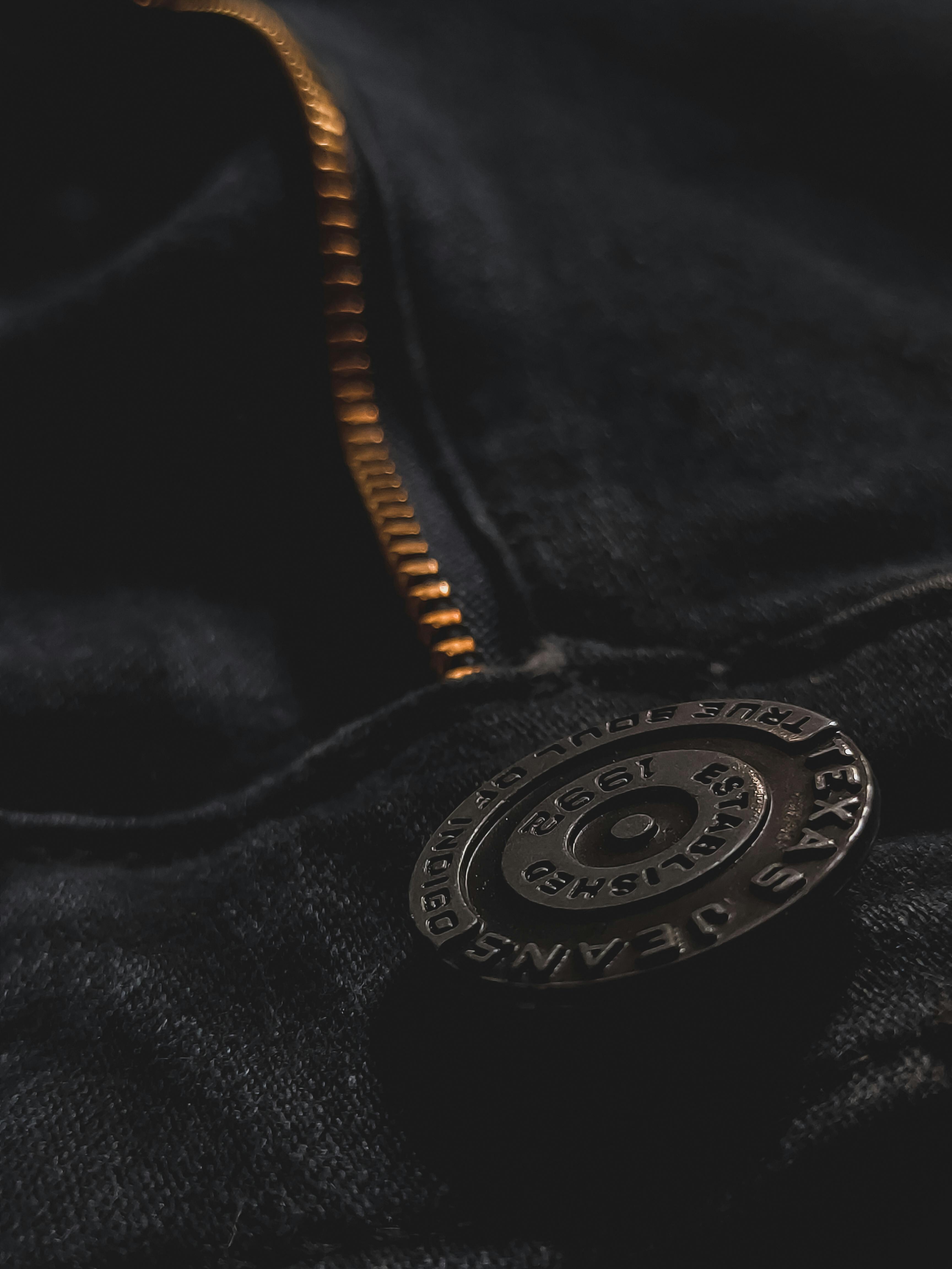 What is a zipper gun?