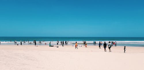 Immagine gratuita di bagnasciuga, cielo azzurro, costa