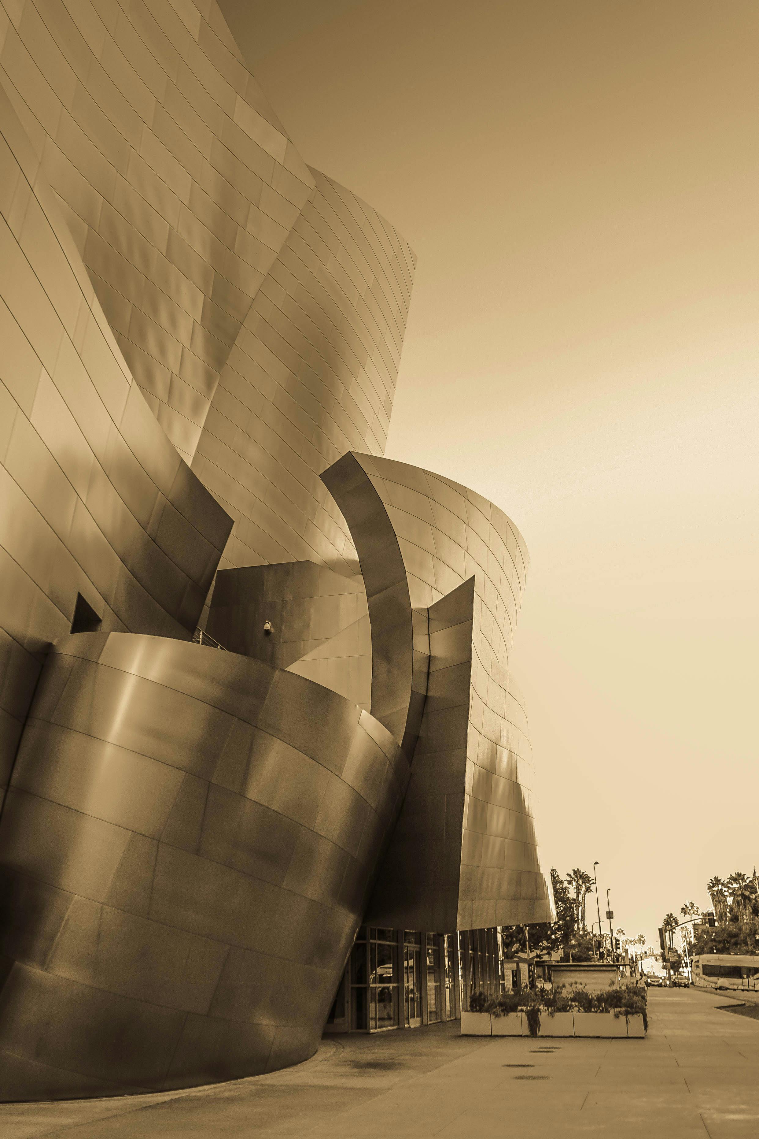 Frank Gehry Photos, Download The BEST Free Frank Gehry Stock Photos & HD  Images