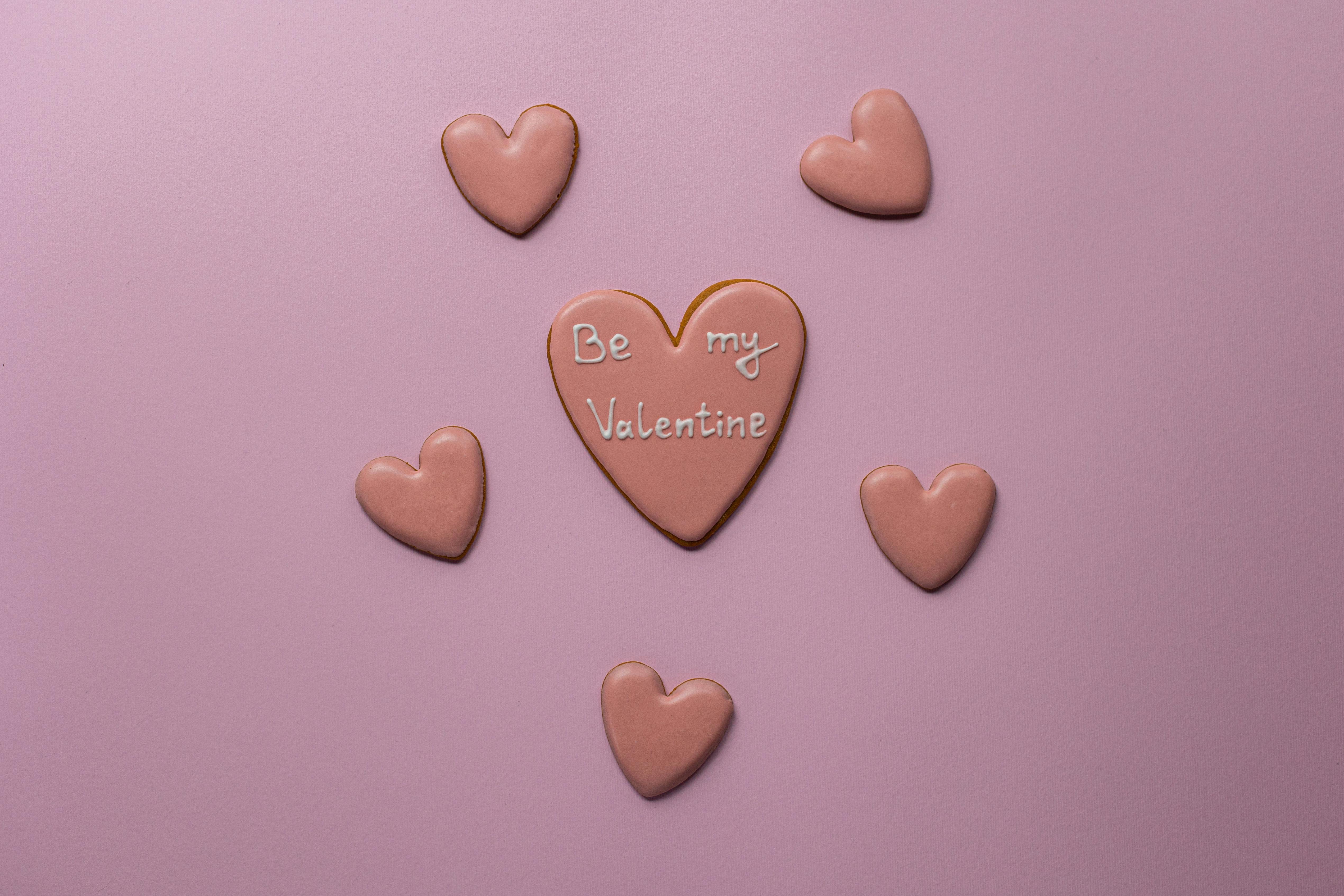 Pink heart cookies for Valentine Day holiday · Free Stock Photo