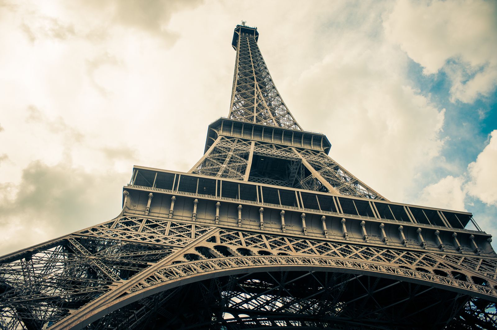 OECD Internships and the Junior Professional Programme: How to Apply