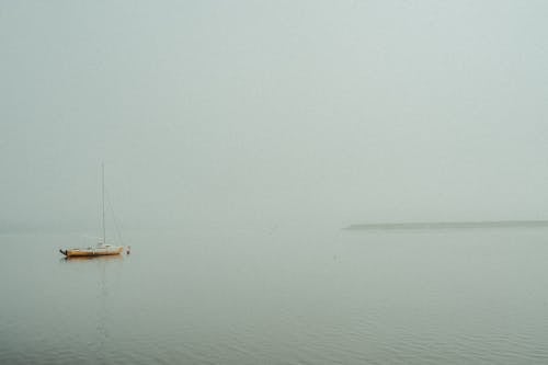 бесплатная Бесплатное стоковое фото с водоем, лодка, море Стоковое фото