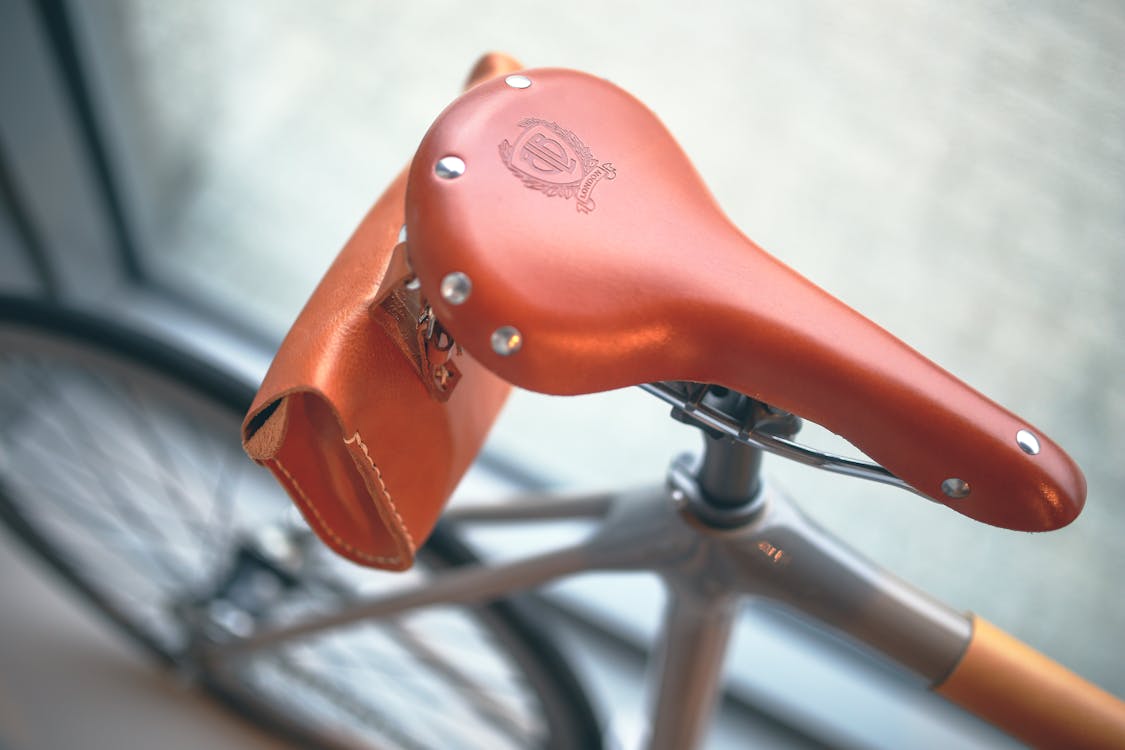 Free Brown leather bicycle saddle Stock Photo